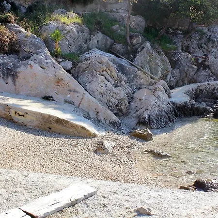 Seaside Family Friendly House With A Swimming Pool Cove Ljubljeva, Trogir - 19258 Vinisce